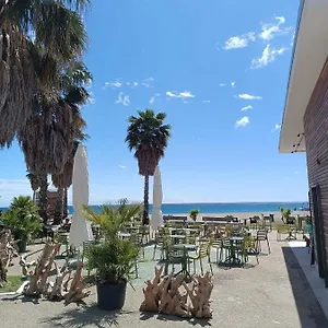 https://beach-apartment-lamberti.hotelitalianriviera.com